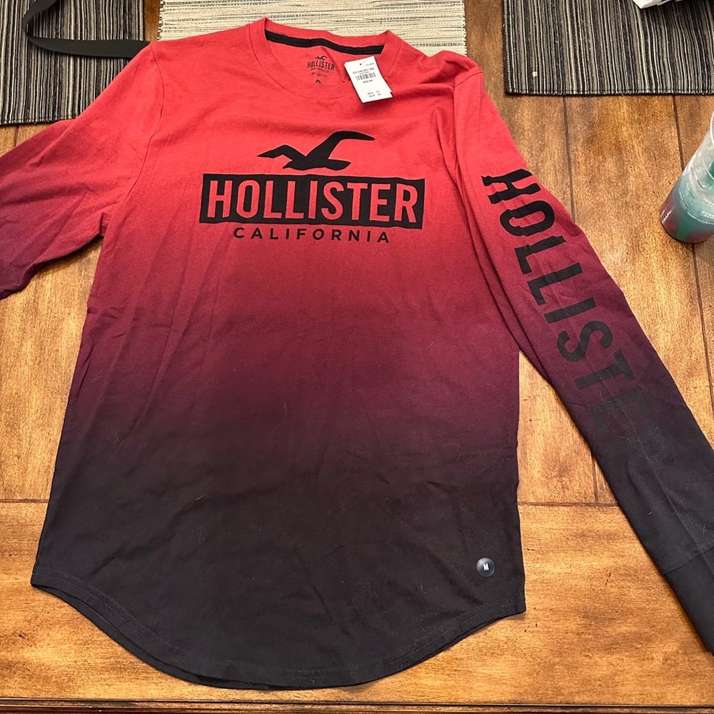 Two pack Hollister long sleeve.